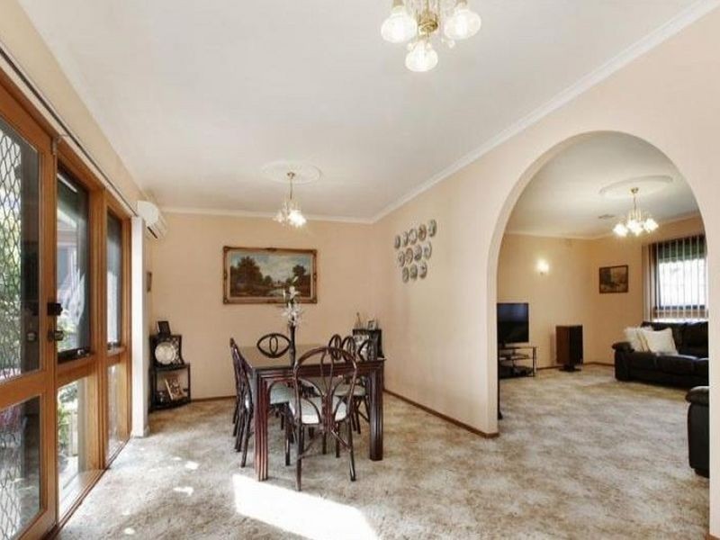 12 Felgate Parade, Vermont South VIC 3133