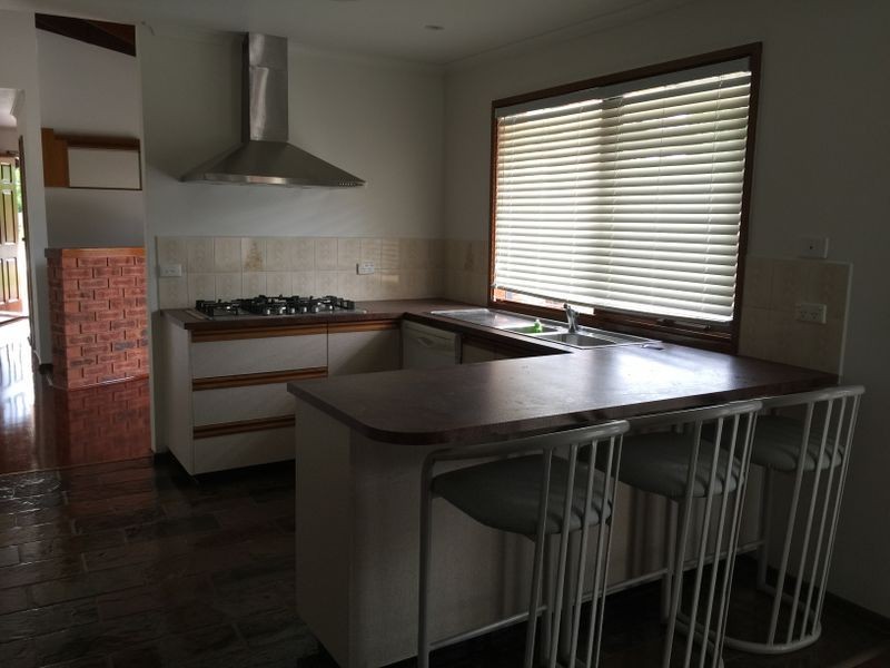 23 Bemersyde Drive, Berwick VIC 3806