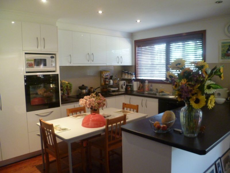 56 Fernbank Crescent, Mulgrave VIC 3170
