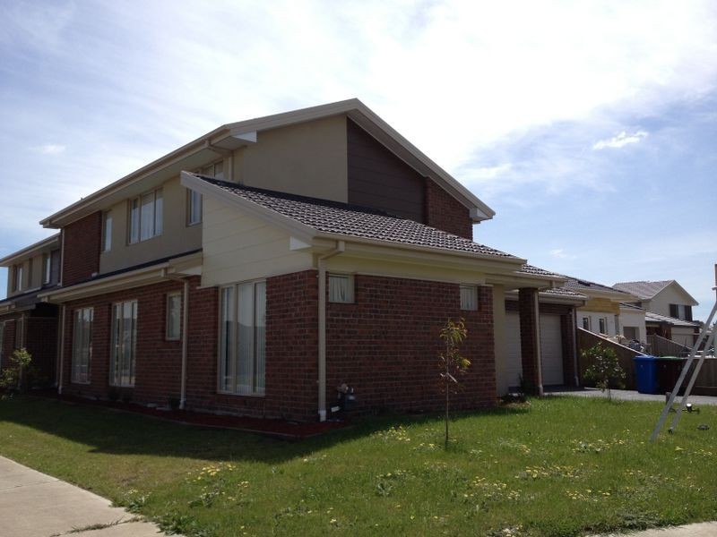 57 Eucumbene Drive, Berwick VIC 3806