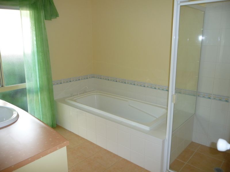 8 Sunrise Court, Lysterfield VIC 3156