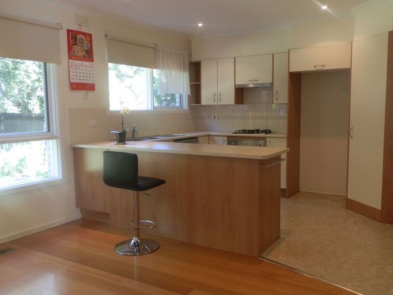 14 Jacaranda Road, Wheelers Hill VIC 3150