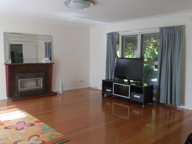 14 Jacaranda Road, Wheelers Hill VIC 3150