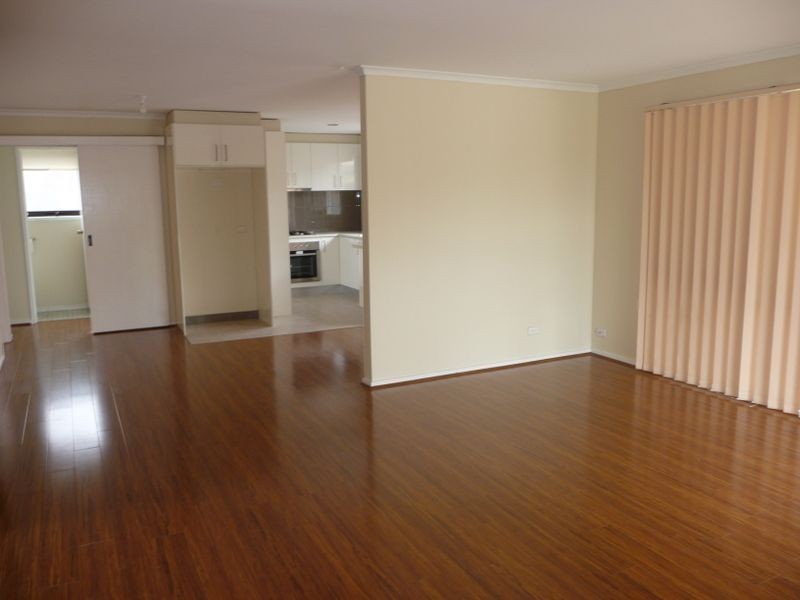 1/74 Murray Crescent, Rowville VIC 3178