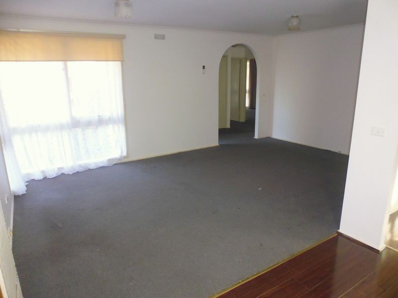 11 Paulette Court, Scoresby VIC 3179