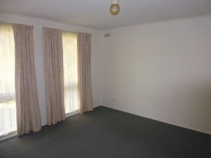 11 Paulette Court, Scoresby VIC 3179