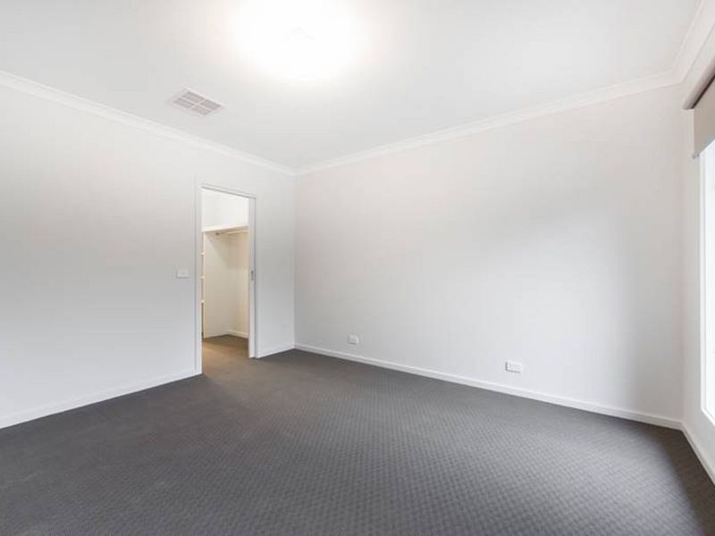 2/88 Loretto Avenue, Ferntree Gully VIC 3156