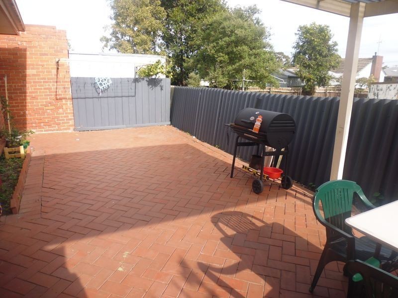 2/20 First Street, Clayton South VIC 3169