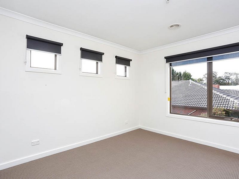 1 Prior Court, Rowville VIC 3178