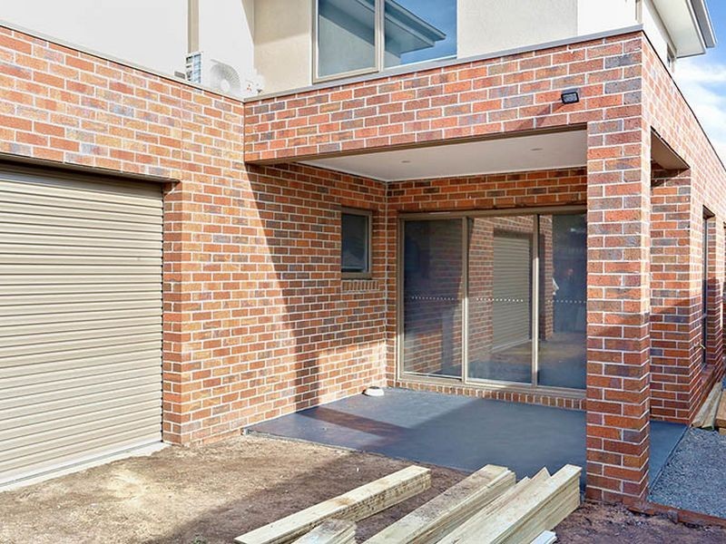 1 Prior Court, Rowville VIC 3178