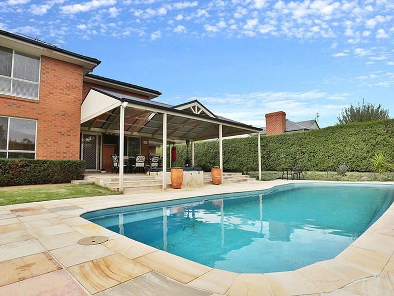 12 Manningham Court, Lysterfield VIC 3156