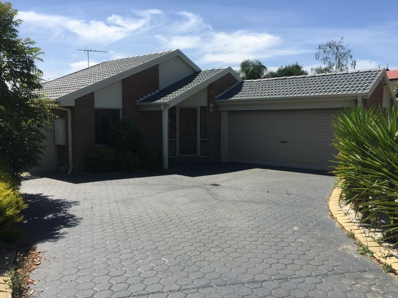 30 Bianca Court, Rowville VIC 3178