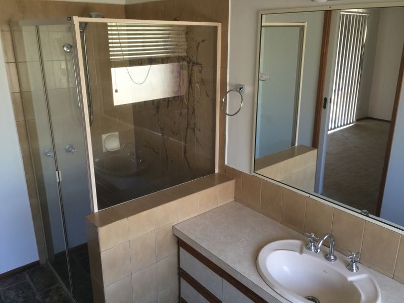 23 Bemersyde Drive, Berwick VIC 3806