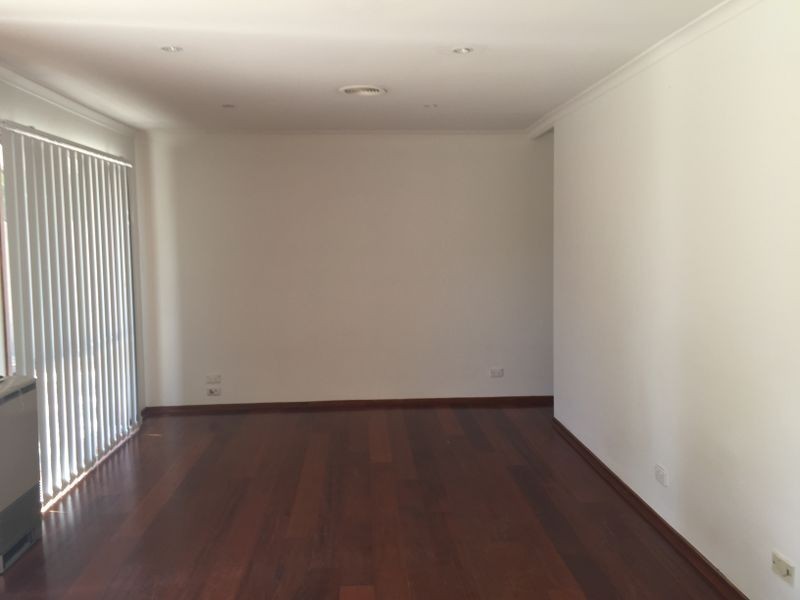 23 Bemersyde Drive, Berwick VIC 3806