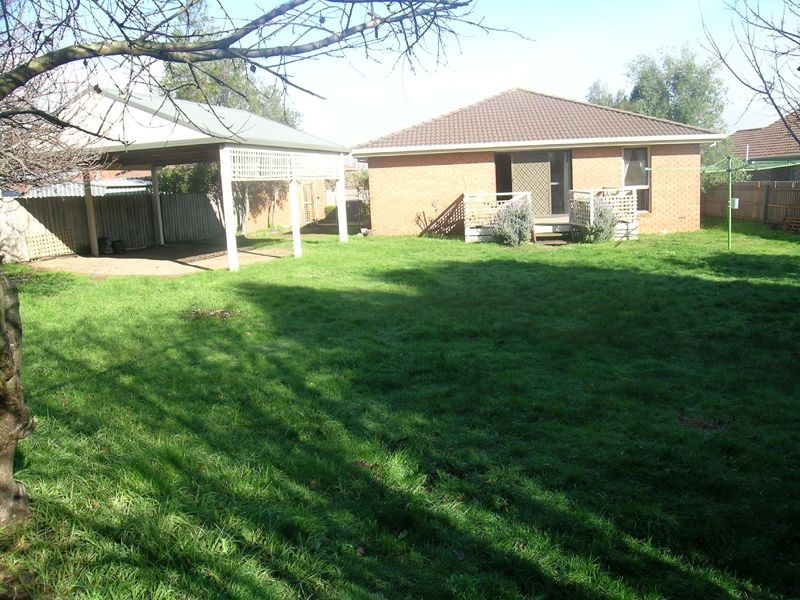 9 Settlers Court, Rowville VIC 3178