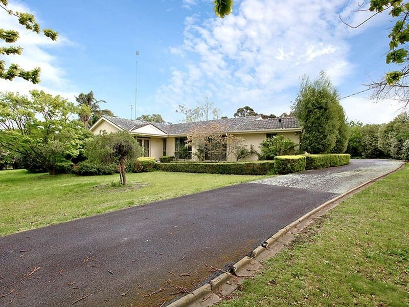 5 Fox Road, Narre Warren North VIC 3804