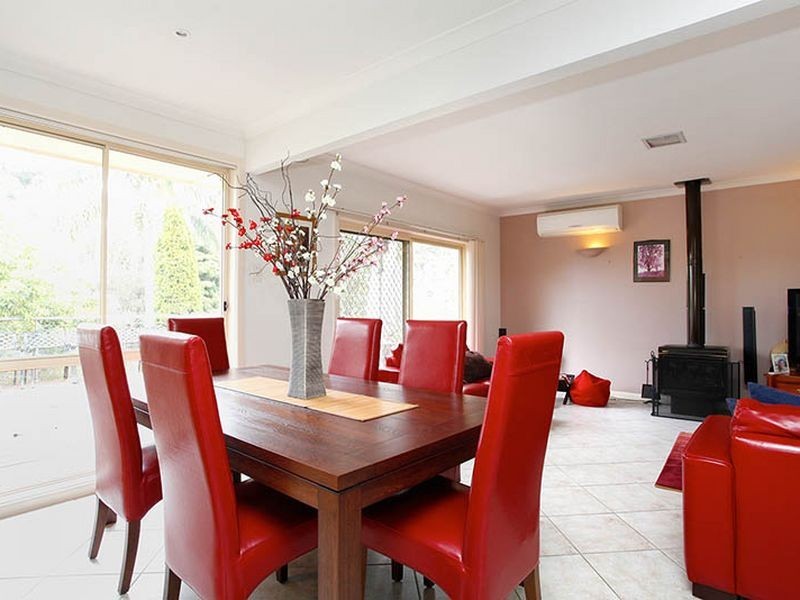 5 Fox Road, Narre Warren North VIC 3804