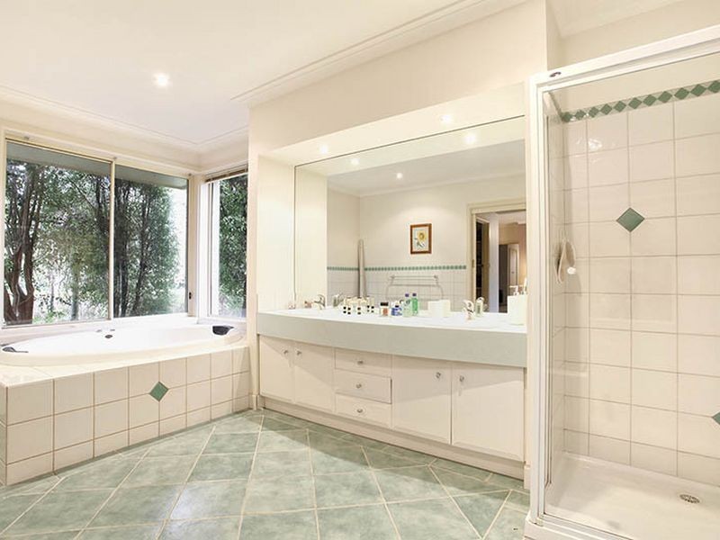 5 Fox Road, Narre Warren North VIC 3804