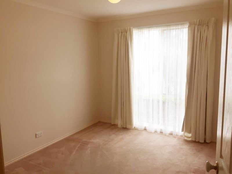1/137 Waradgery Drive, Rowville VIC 3178