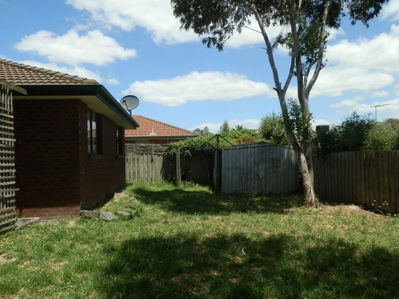 4 Raneen Place, Berwick VIC 3806