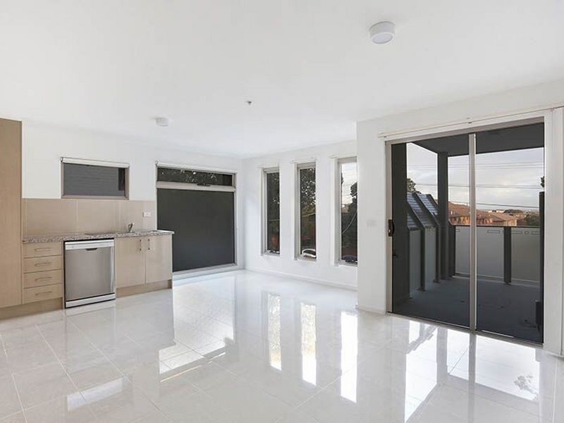 2 & 16/12 Close Avenue, Dandenong VIC 3175