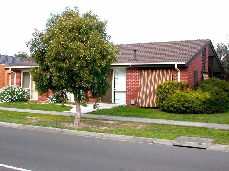 1A Spruce Drive, Rowville VIC 3178