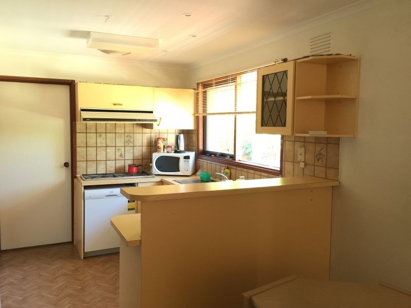 232 James Cook Drive, Endeavour Hills VIC 3802