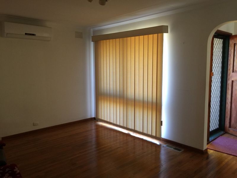 232 James Cook Drive, Endeavour Hills VIC 3802