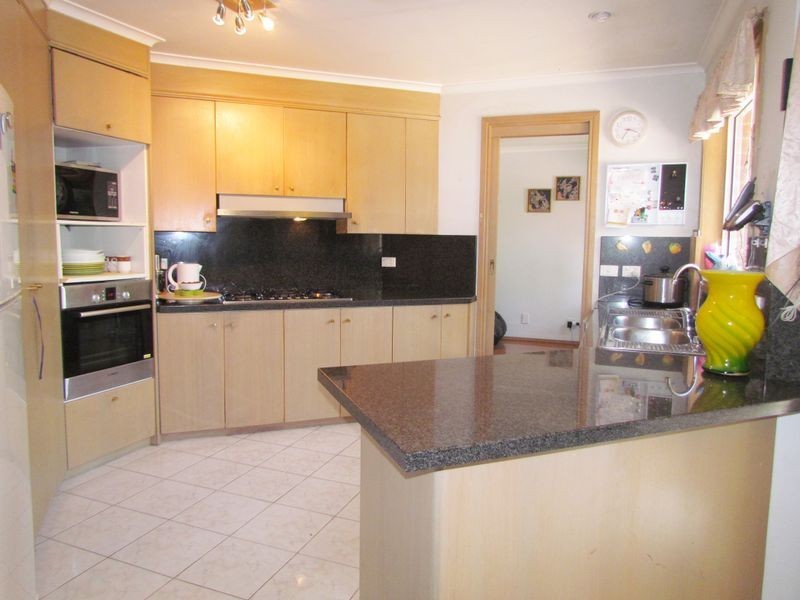 30 Salerno Way, Rowville VIC 3178