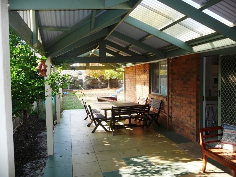 37 Westminster Drive, Rowville VIC 3178