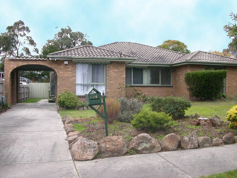 2/24 Cherrytree Rise, Knoxfield VIC 3180