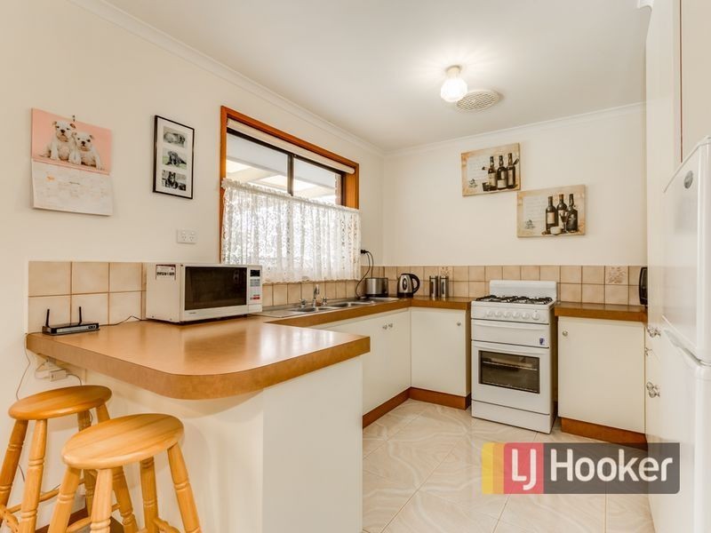 12 Ivan Crescent, Hampton Park VIC 3976
