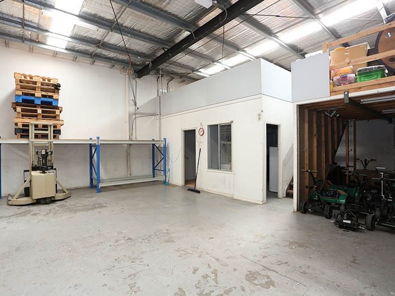 2/4 Macro Court, Rowville VIC 3178
