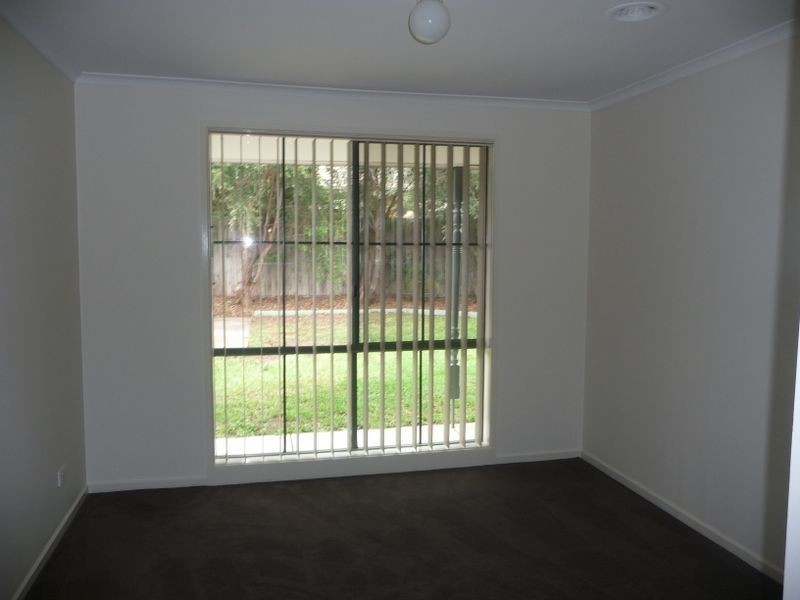 2/28a Drummond Crescent, Rowville VIC 3178