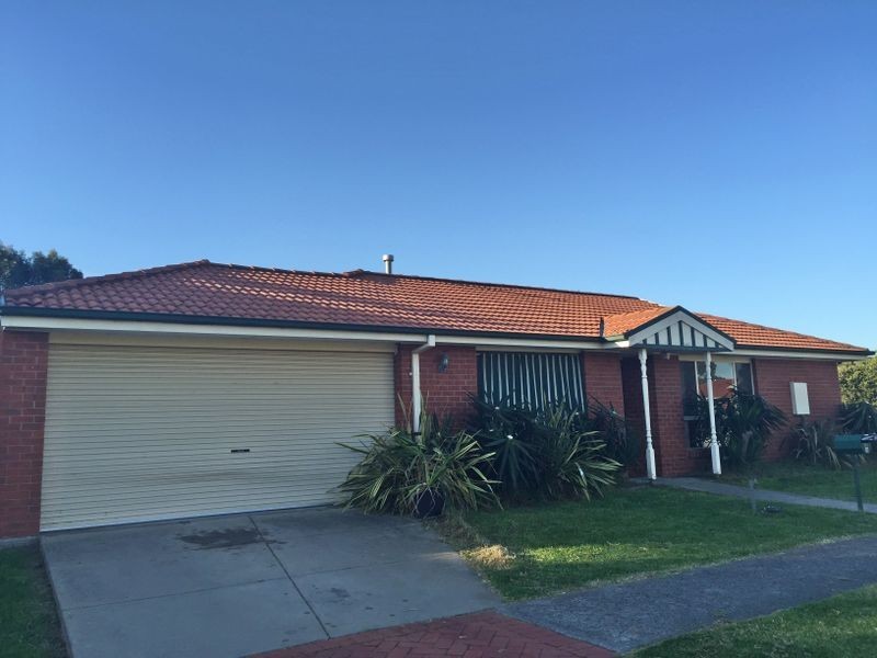 36 Waradgery Drive, Rowville VIC 3178