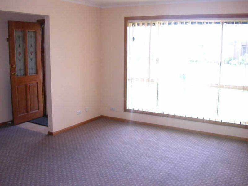 36 Waradgery Drive, Rowville VIC 3178