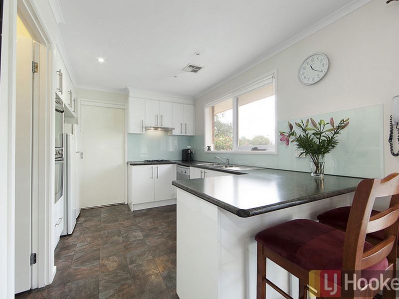 47 Buckingham Drive, Rowville VIC 3178