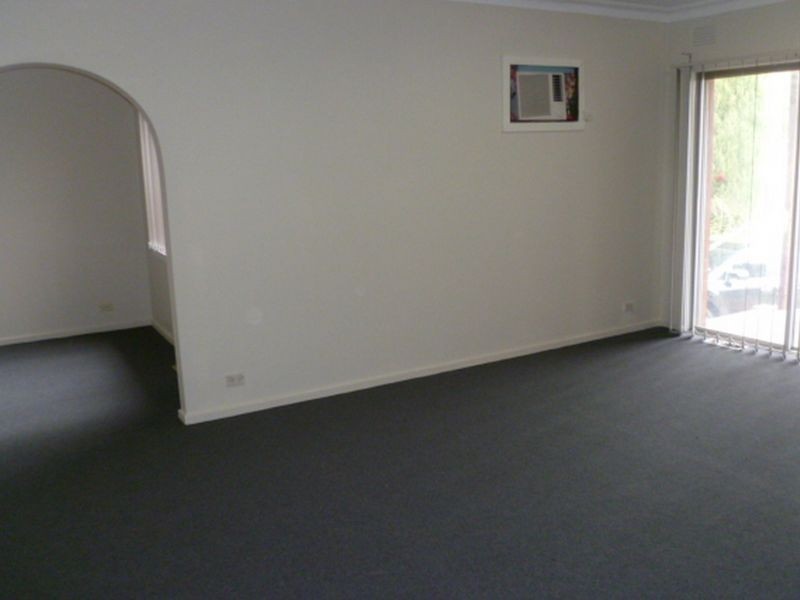 1/50 Avalon Road, Rowville VIC 3178