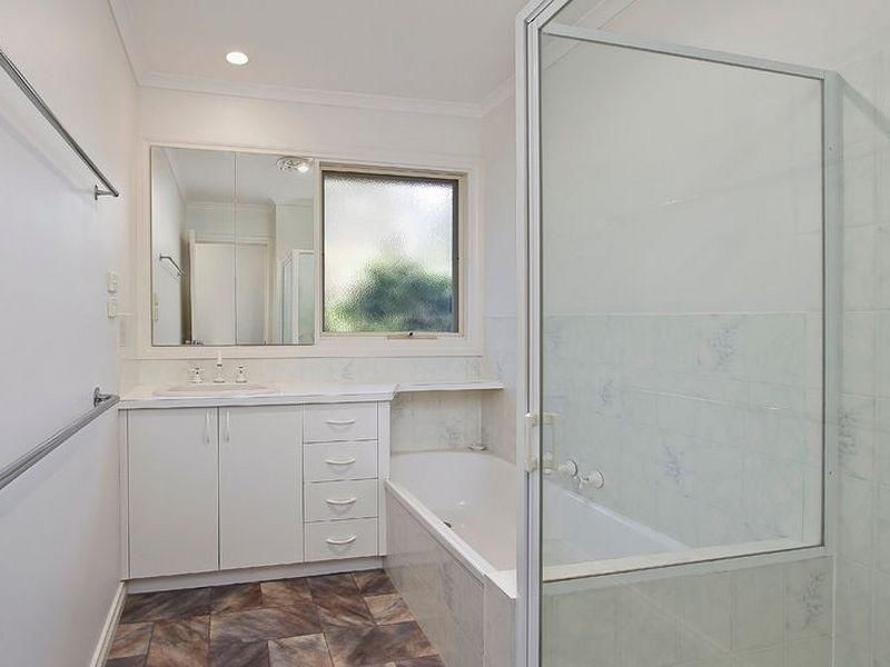 2/19 Acacia Road, Upper Ferntree Gully VIC 3156