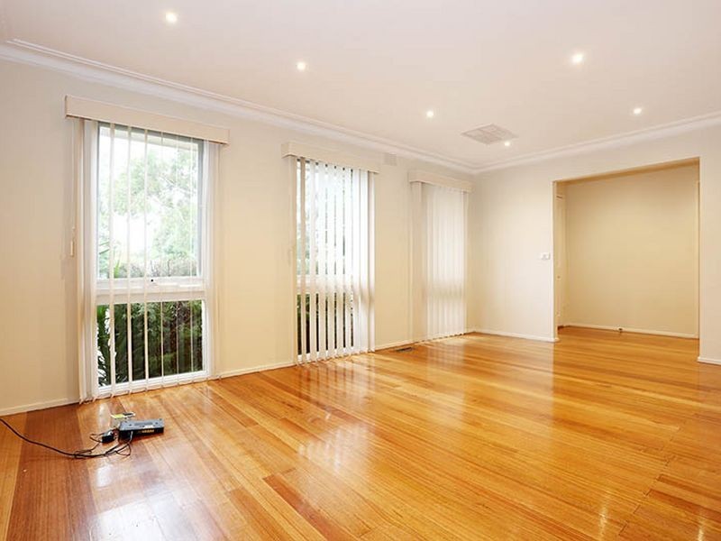 8 Wentworth Avenue, Rowville VIC 3178