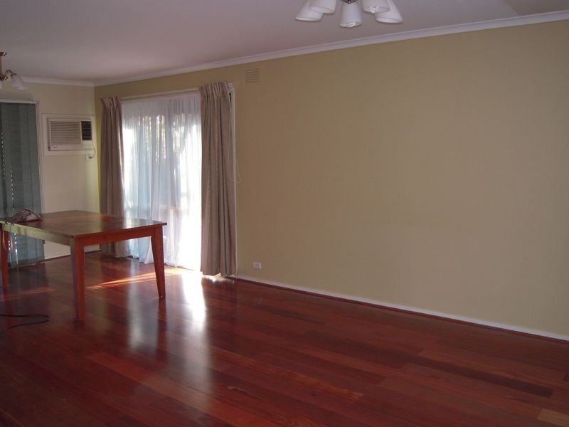 58 Mantung Crescent, Rowville VIC 3178