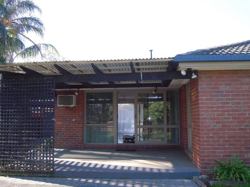 58 Mantung Crescent, Rowville VIC 3178