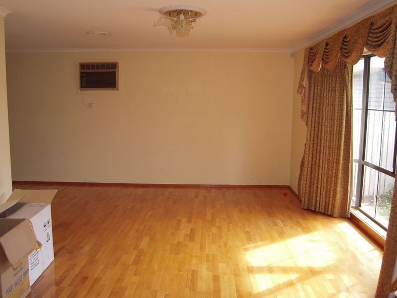 6 Linnel Court, Rowville VIC 3178