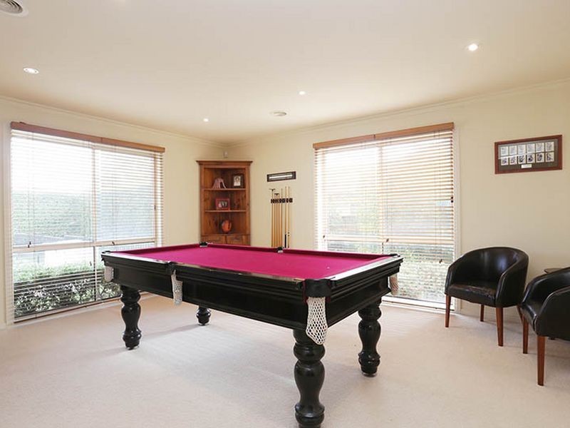 12 Manningham Court, Lysterfield VIC 3156