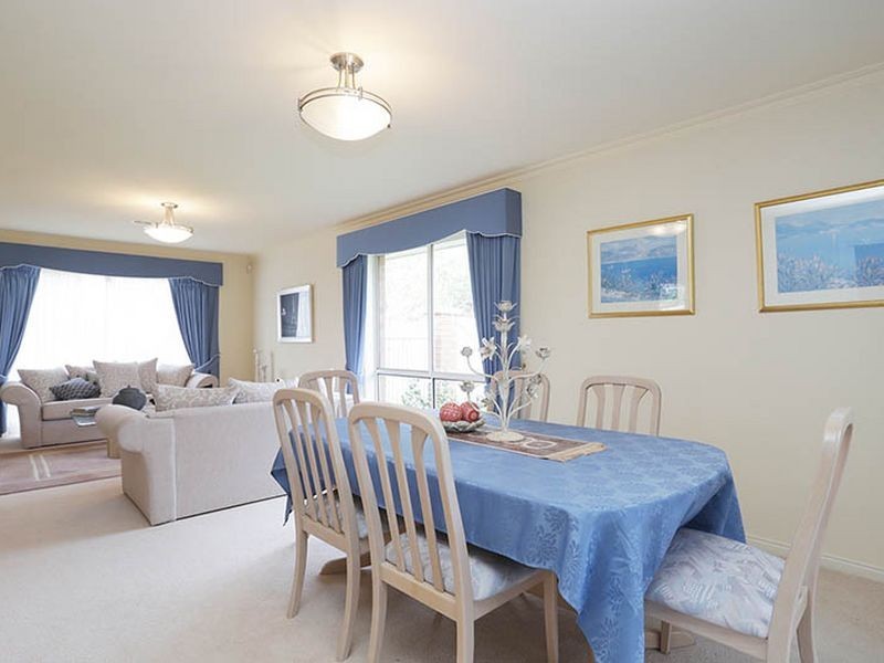 12 Manningham Court, Lysterfield VIC 3156