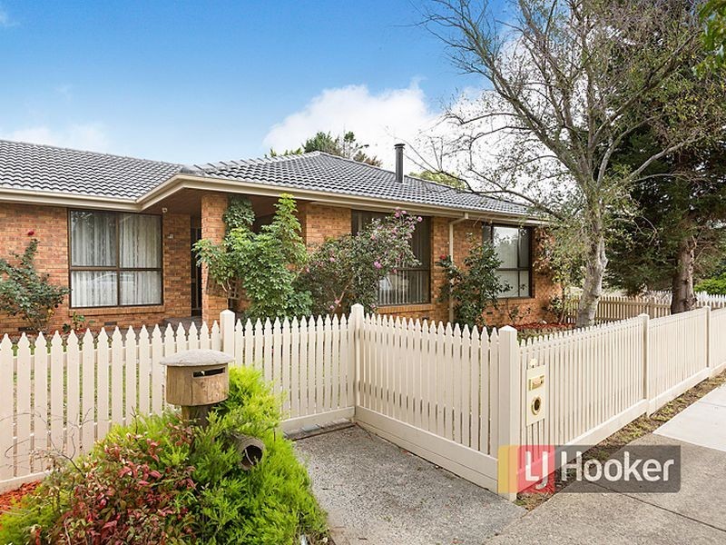 1 Mitta Close, Rowville VIC 3178