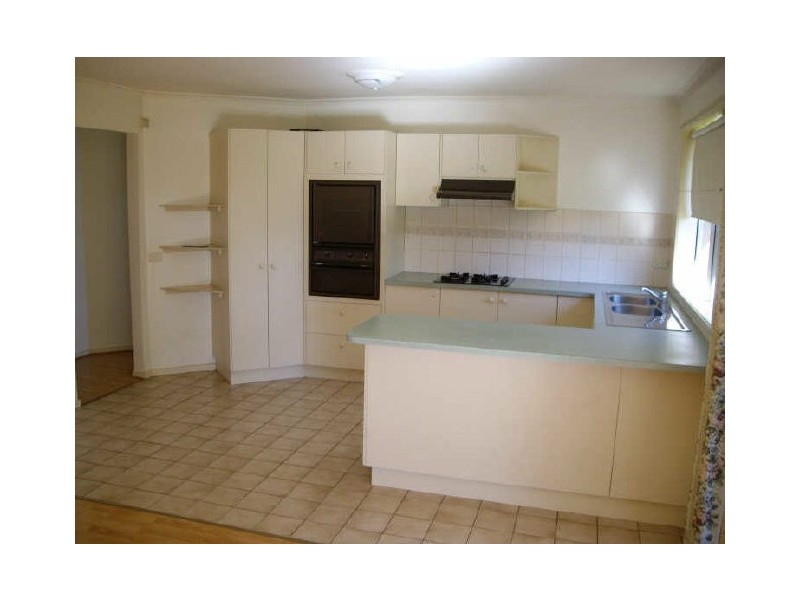 1 Pia Drive, Rowville VIC 3178