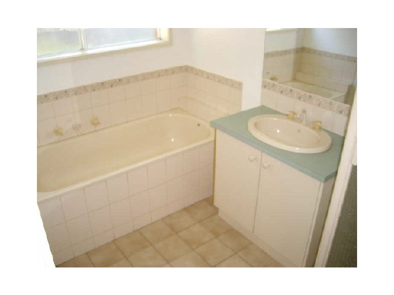 1 Pia Drive, Rowville VIC 3178