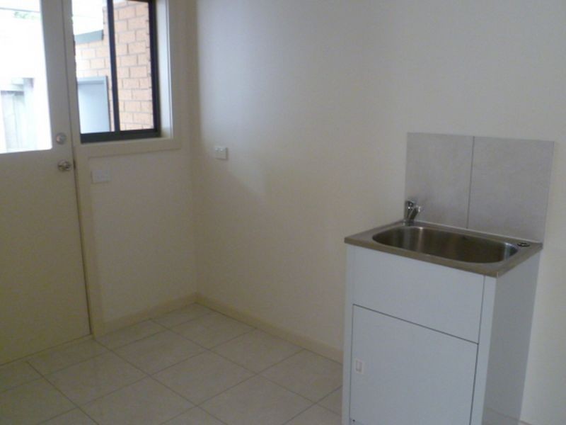 2/24 Illawara Crescent, Bayswater North VIC 3153