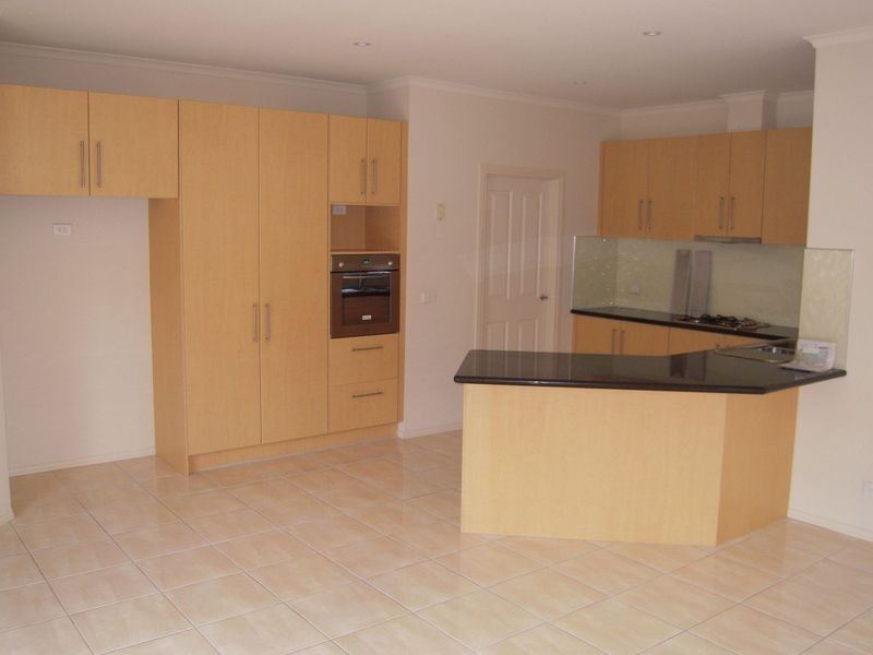 12/12 Virgilia Court, Rowville VIC 3178